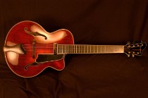 Eastman AR805 CE 7 sn 2575 Archtop Guitar