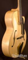 Eastman AR905CE Blonde 4158 Archtop Guitar