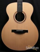 Eastman AC712 Deluxe Rosewood OM Acoustic Guitar