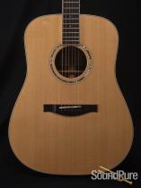 Eastman AC420 Acoustic Dreadnought Guitar