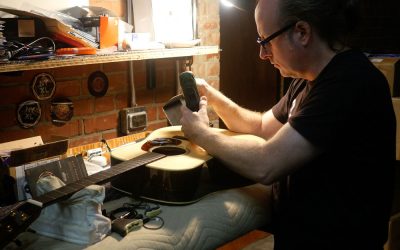 Meet Our Luthier