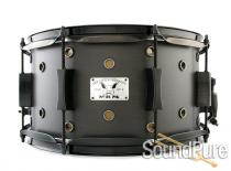 Pork Pie 7x13 Little Squealer Vented Snare Drum Black/Black Pork Pie 7x13 Little Squealer Vented Snare Drum Black/Black