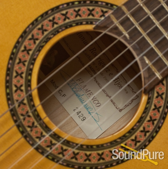 Manuel Rodriguez e Hijos C3 Flamenco Acoustic Guitar - Used — image 2