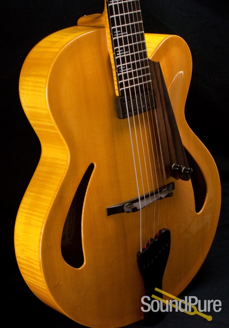 Mapson 7-String Lusso Archtop Guitar - Pre-Owned — image 3