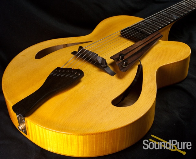 Mapson 7-String Lusso Archtop Guitar - Pre-Owned — image 13