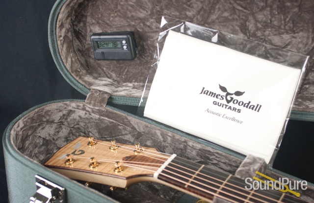 Goodall Cedar/Maple Grand Concert "Pacific" Acoustic Guitar — image 2