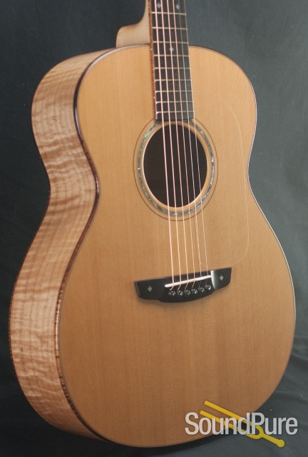 Goodall Cedar/Maple Grand Concert "Pacific" Acoustic Guitar — image 1