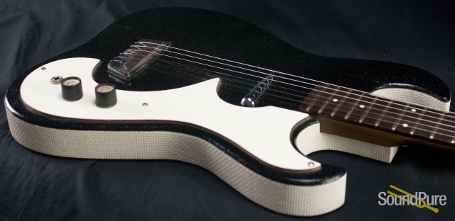 Silvertone Model 57 1448 Amp In Case - Used — image 9
