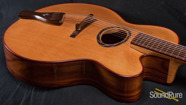 Buscarino 7-string Oval-hole Virtuoso Archtop- Pre-Owned — image 9