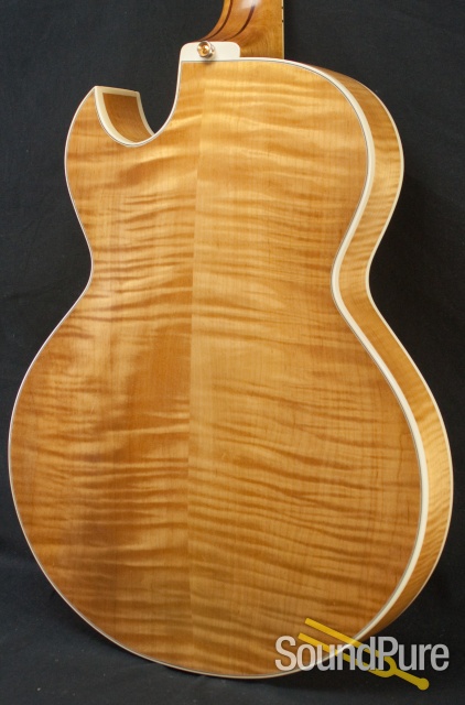 Heritage Sweet 16 '98 Archtop Electric Guitar - Used — image 15