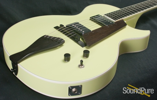 Benedetto Bambino Lime Sorbet S1050 Archtop Guitar — image 10