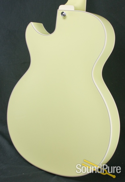 Benedetto Bambino Lime Sorbet S1050 Archtop Guitar — image 16