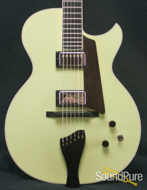 Benedetto Bambino Lime Sorbet S1050 Archtop Guitar