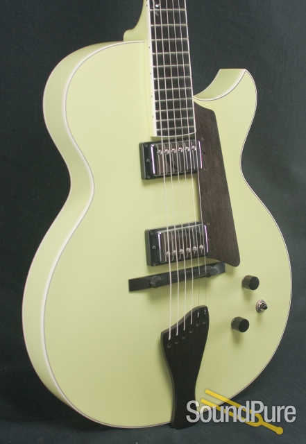 Benedetto Bambino Lime Sorbet S1050 Archtop Guitar — image 19