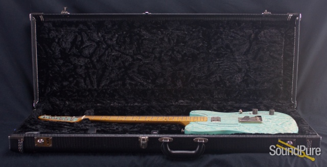 Trussart 2011 Seafoam Green Paisley Steelcaster Guitar- Used — image 3