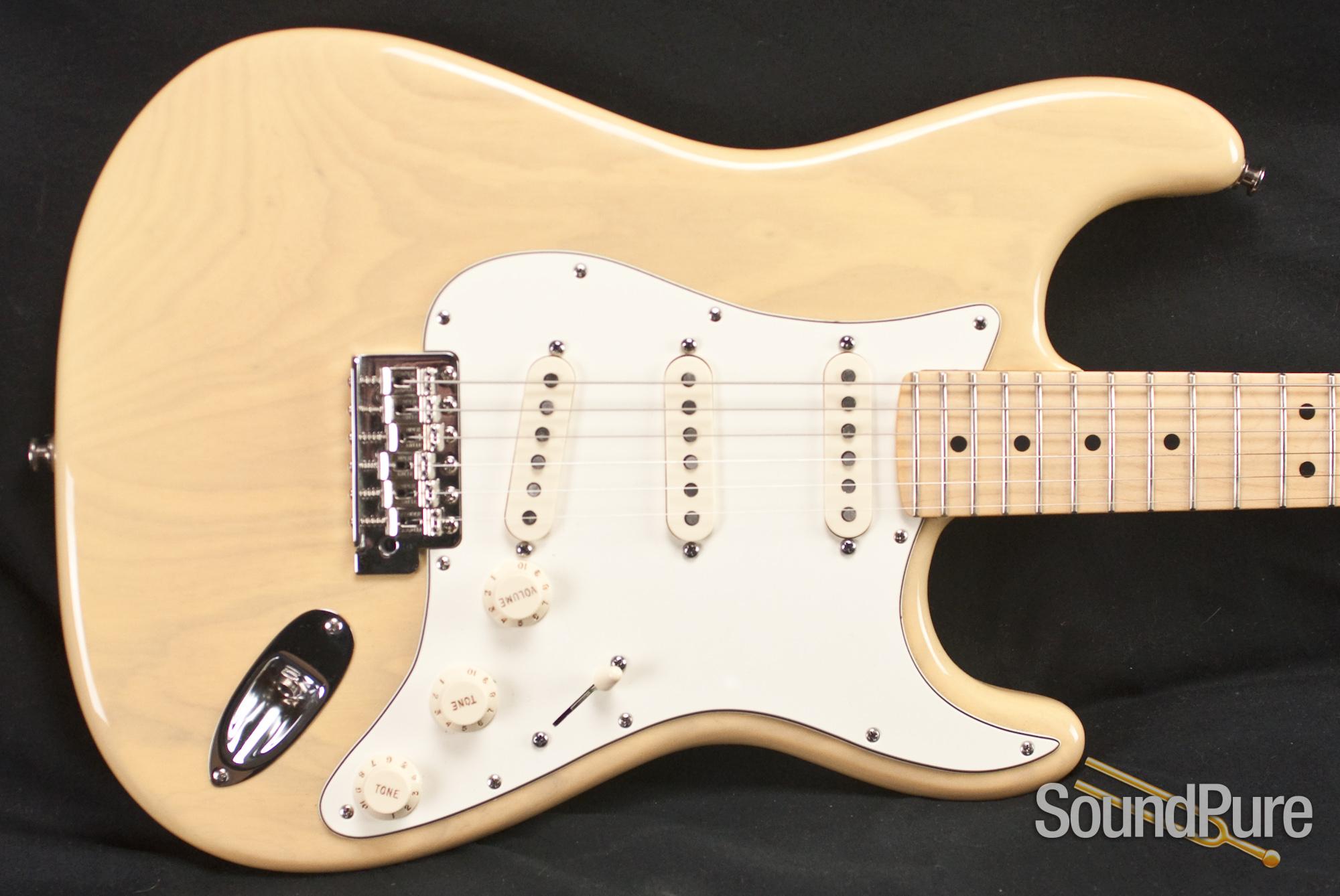 Fender 2012 USA Special Blonde Stratocaster Guitar Used
