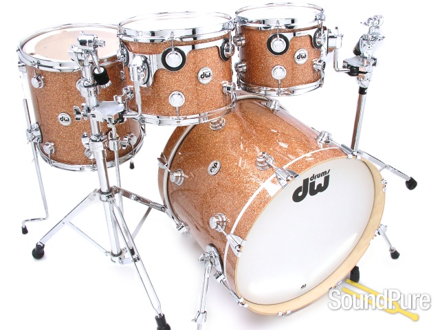 DW 4pc Collectors Series Maple Drum Set-Champagne Glass