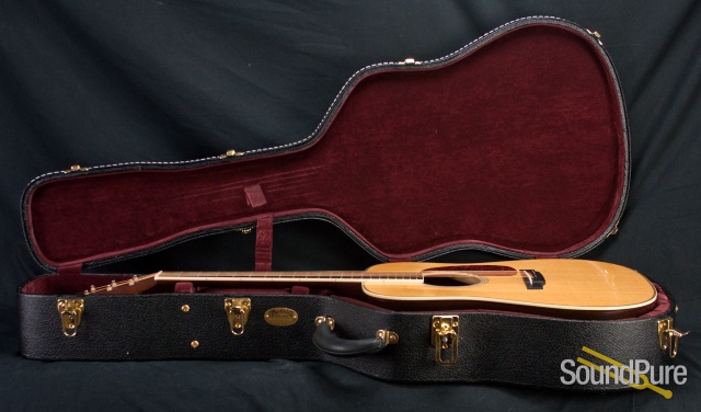 Martin 2001 HD-28LSV Dreadnought Acoustic Guitar - Used — image 3
