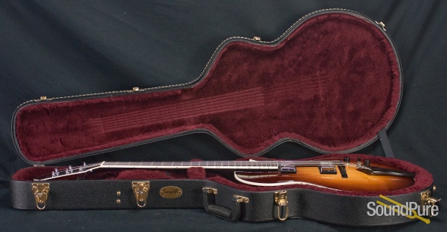 Benedetto Bambino Antique Burst Archtop Guitar S1052 - Used — image 3