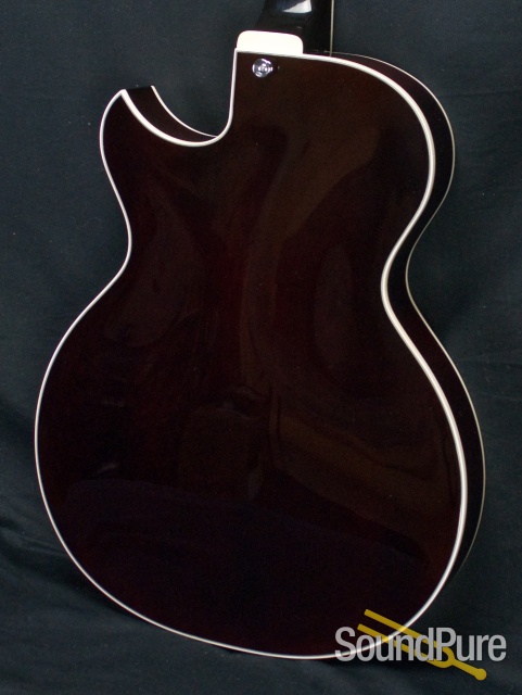 Benedetto Bambino Antique Burst Archtop Guitar S1052 - Used — image 14