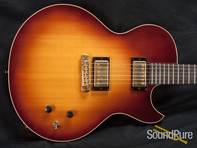Benedetto Benny Antique Burst Archtop Guitar S1142 - Used — image 3