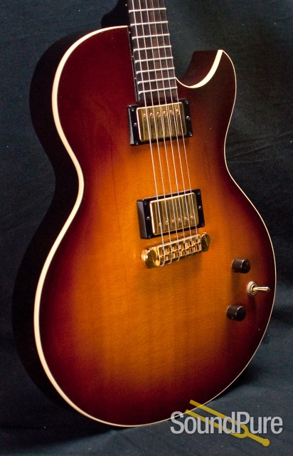 Benedetto Benny Antique Burst Archtop Guitar S1142 - Used — image 16