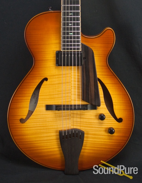 Sadowsky SS-15 Archtop Electric Guitar - Used — image 1