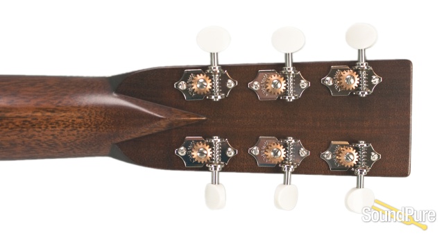 Bourgeois Custom Sunburst OO Country Boy Acoustic Guitar — image 3
