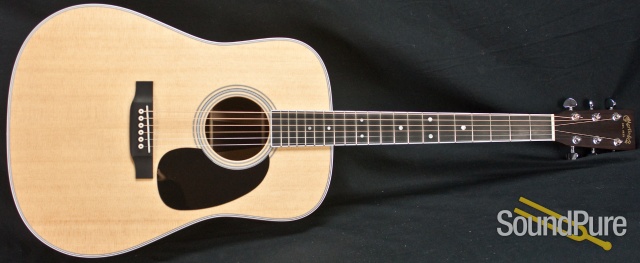Martin D-35 2013 Dreadnought Acoustic Guitar - Used — image 3