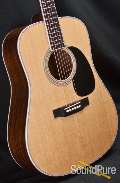 Martin D-35 2013 Dreadnought Acoustic Guitar - Used — image 9