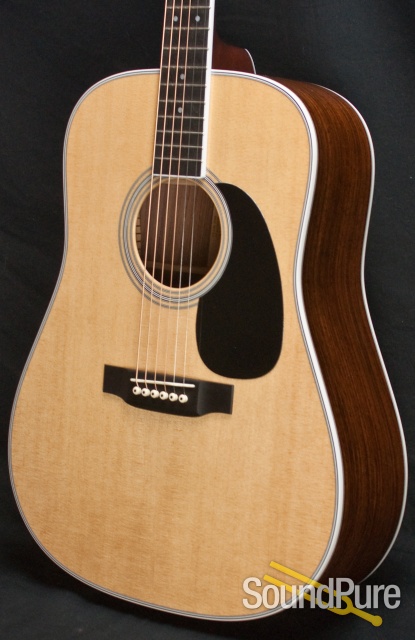 Martin D-35 2013 Dreadnought Acoustic Guitar - Used — image 12