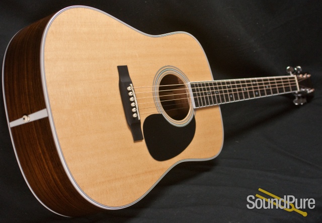 Martin D-35 2013 Dreadnought Acoustic Guitar - Used — image 13