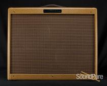 Victoria Amps Double Deluxe 2x12 Combo Amp Victoria Amps Double Deluxe 2x12 Combo Amp