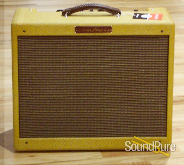 Victoria Amps 35210 28W 2x10 Combo Amp