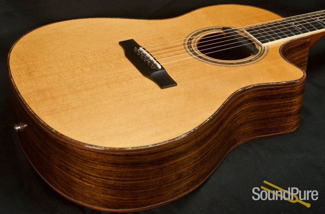 Larrivee LV-10 Sitka/Rosewood Acoustic Guitar - Used — image 2