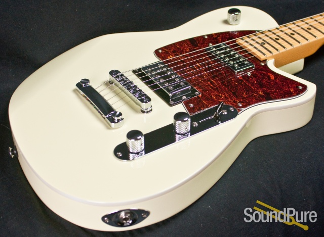 Reverend Flatroc Cream Electric Guitar — image 12