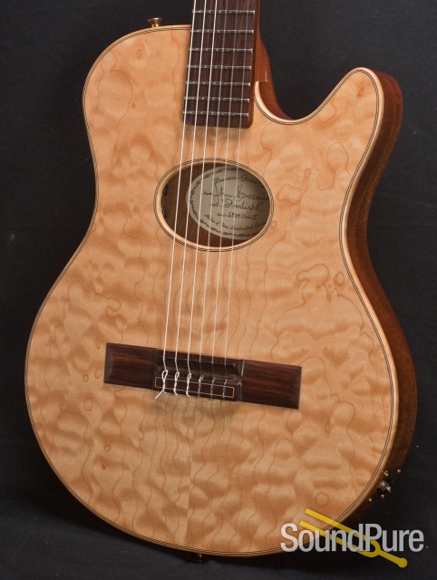 Buscarino Starlight Nylon Acoustic Electric Guitar 6215 — image 3