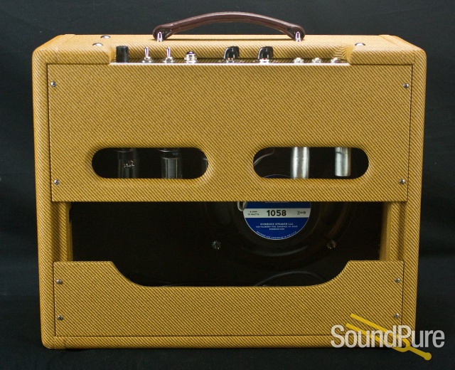 Victoria Amps Ivy League 14W 1x10 Combo Amp — image 4