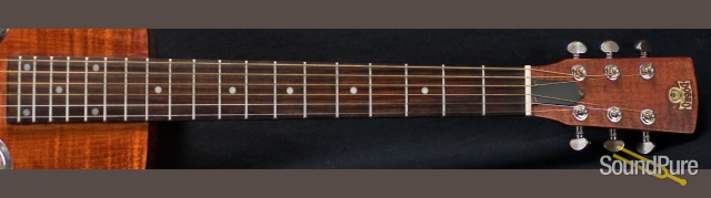 Dobro Hound Dog Deluxe Round Neck - Used — image 13