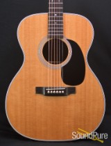 Martin 2011 000-28 Solid Sitka Spruce Acoustic Guitar - Used Martin 2011 000-28 Solid Sitka Spruce Acoustic Guitar - Used
