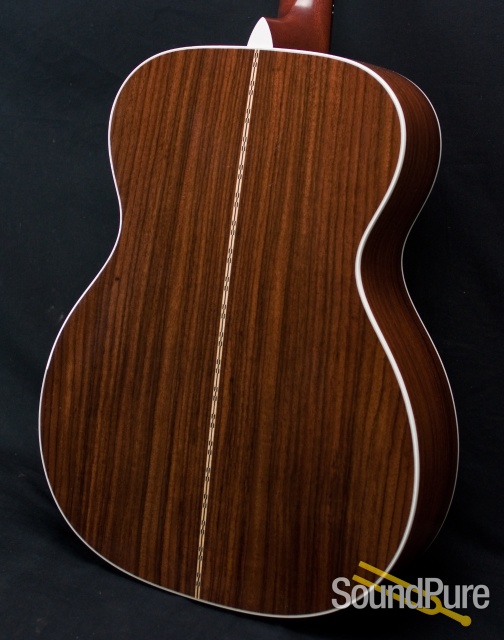 Martin 2011 000-28 Solid Sitka Spruce Acoustic Guitar - Used — image 10