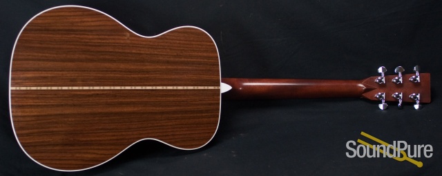 Martin 2011 000-28 Solid Sitka Spruce Acoustic Guitar - Used — image 15