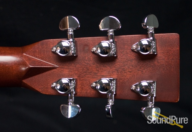 Martin 2011 000-28 Solid Sitka Spruce Acoustic Guitar - Used — image 17