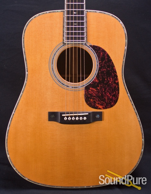 Martin 2005 D-42 Solid Sitka Spruce Acoustic Guitar - Used — image 1