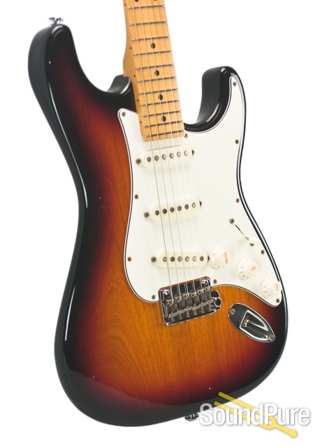 Suhr Classic Antique 3-Tone Burst SSS Electric #JST1C4M — image 6