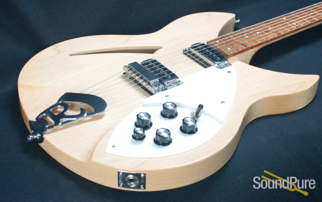Rickenbacker 330 Mapleglo Semi Hollow Electric Guitar - Used — image 4