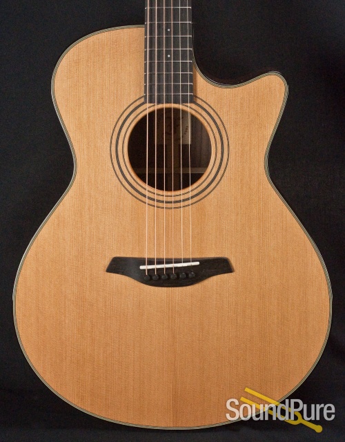 Furch G22CR-C Cedar/Rosewood Grand Auditorium Guitar Cutaway