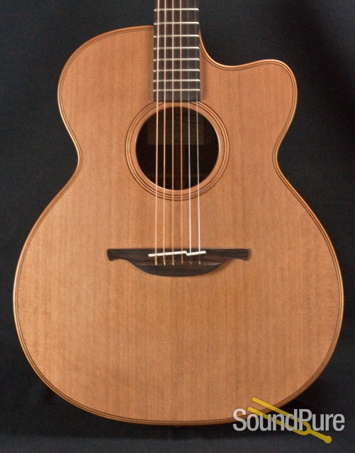 Lowden 0-25C Cedar/Rosewood Grand Concert Acoustic - Used — image 1