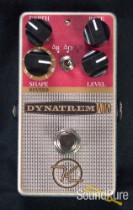 Keeley DynaTrem Dynamic Tremolo Effect Pedal - Used Keeley DynaTrem Dynamic Tremolo Effect Pedal - Used