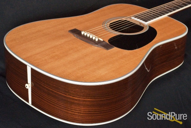 Martin D-35 2011 Dreadnought Acoustic Guitar - Used — image 2